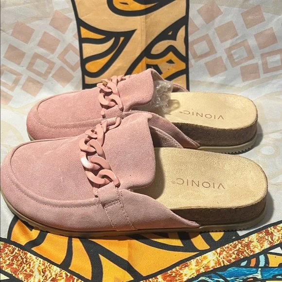 Vionic Georgie  Pink Suede Mules with Chain Detail - Size 7 - Picture 2 of 9